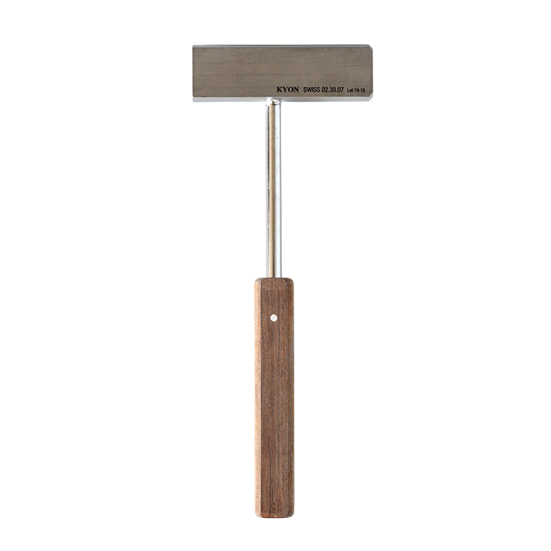 Kyon Hammer