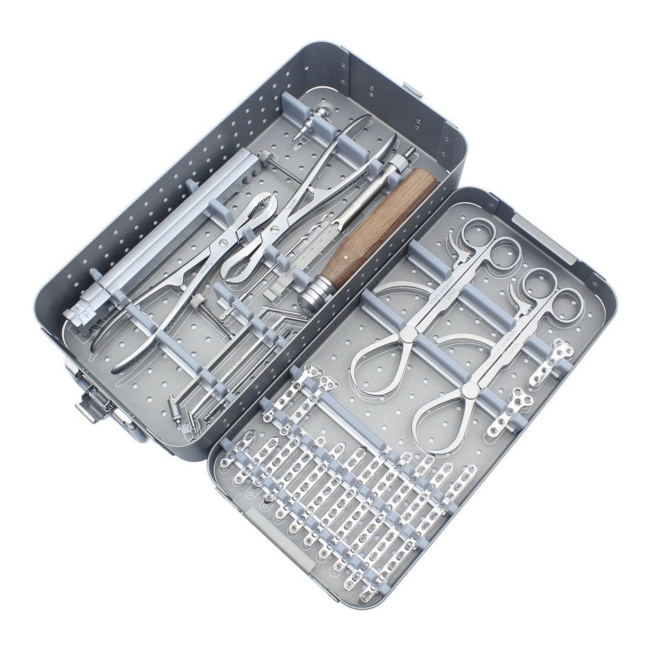 Loan Unit - Knight Benedikt 2.7mm Locking Compression Plating System